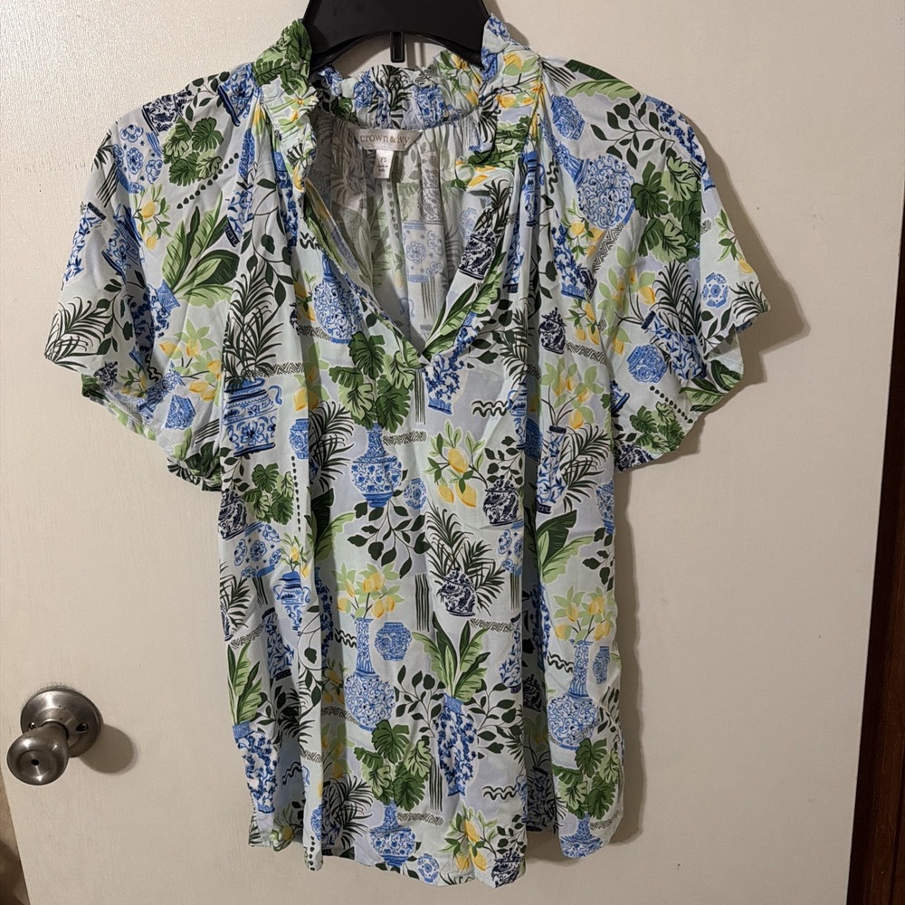 Crown & Ivy Blue White Ginger Jar Lemon Print Ruffle Cotton Blouse Size PS